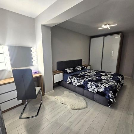 Apartment Bohemi With Free Parking Burgas Extérieur photo