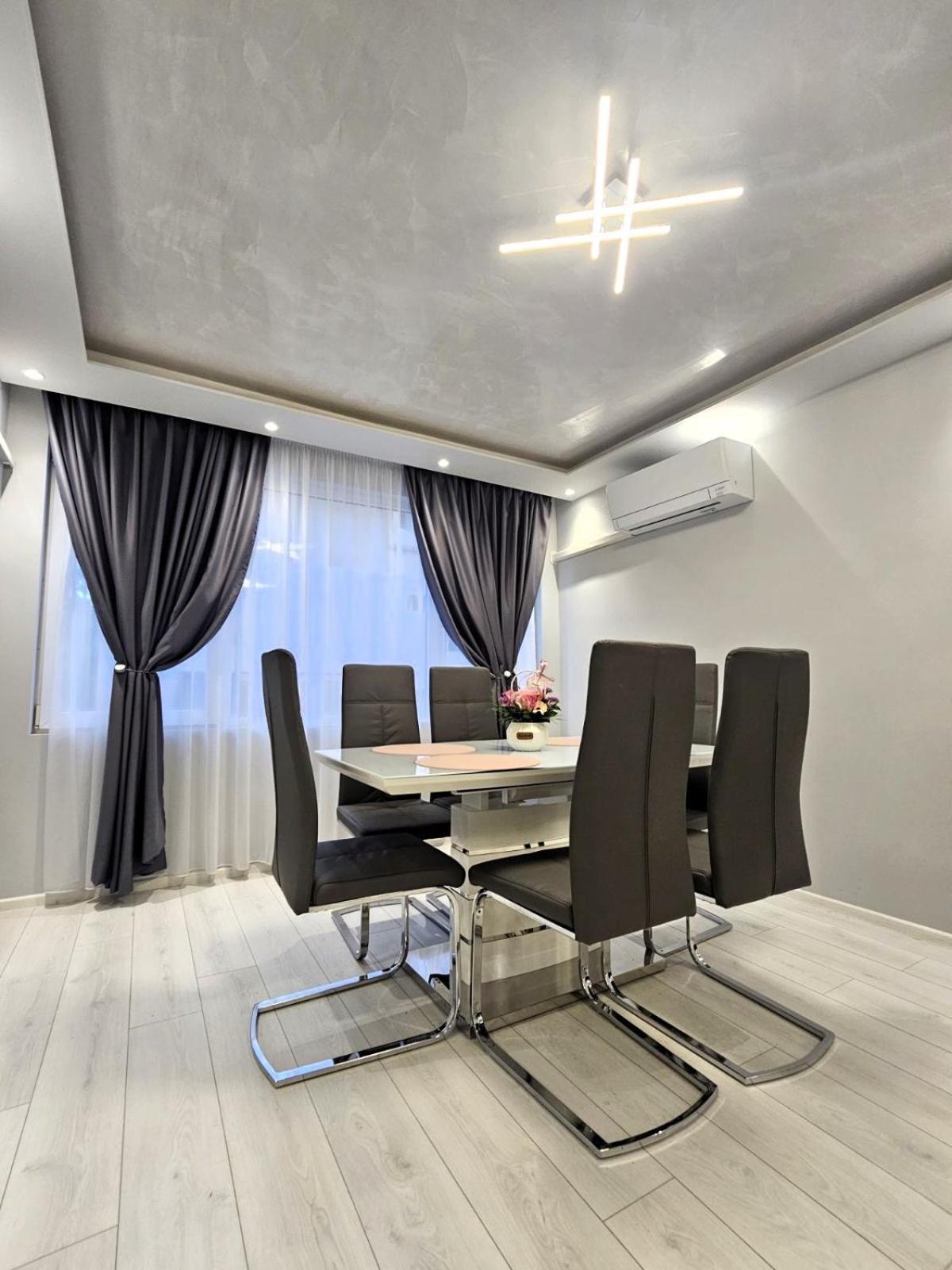 Apartment Bohemi With Free Parking Burgas Extérieur photo