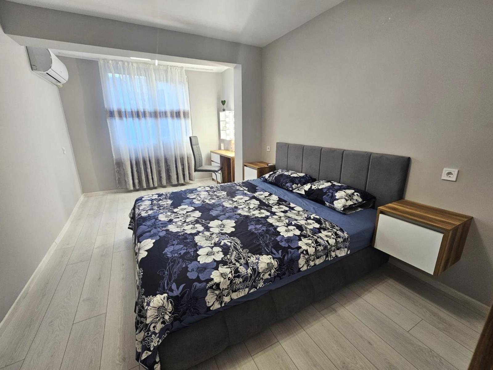 Apartment Bohemi With Free Parking Burgas Extérieur photo